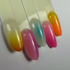 NAILART DÉGRADÉ AU FARD & À L'ÉPONGE SEMI PERMANENT