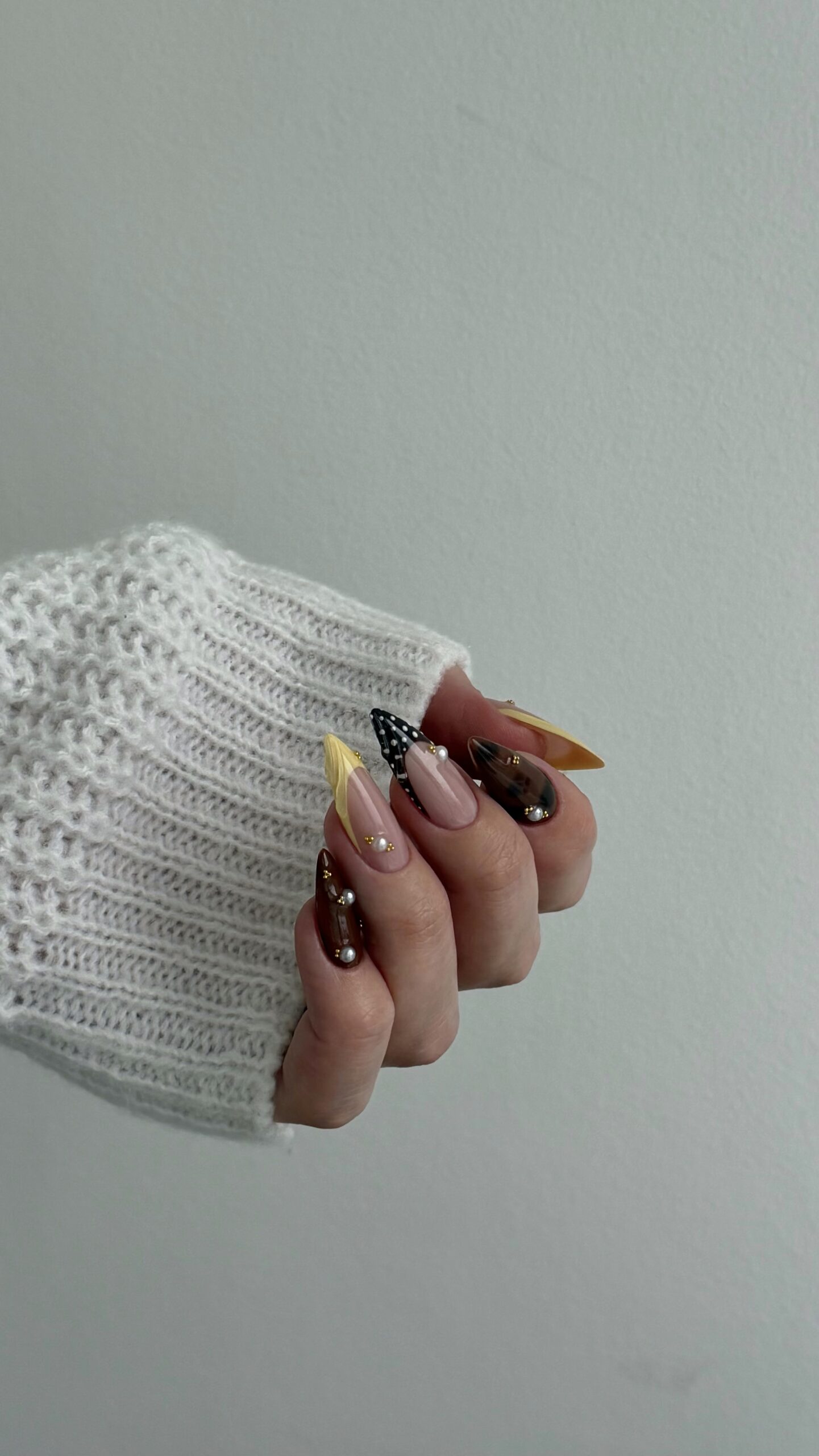 Facetune_05-02-2026-17-32-37