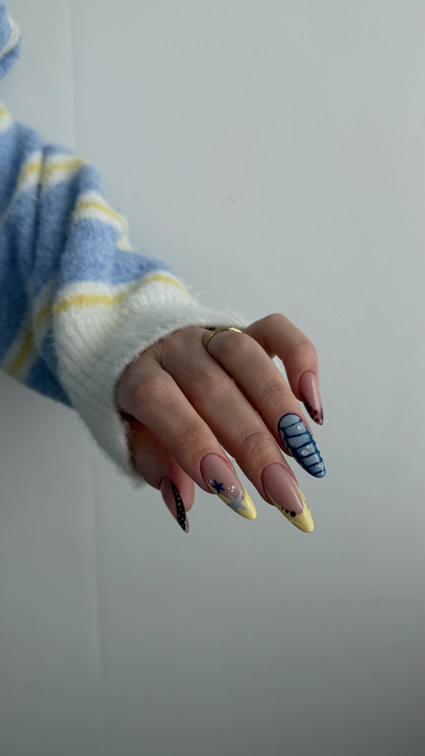 Facetune_17-02-2026-14-12-59