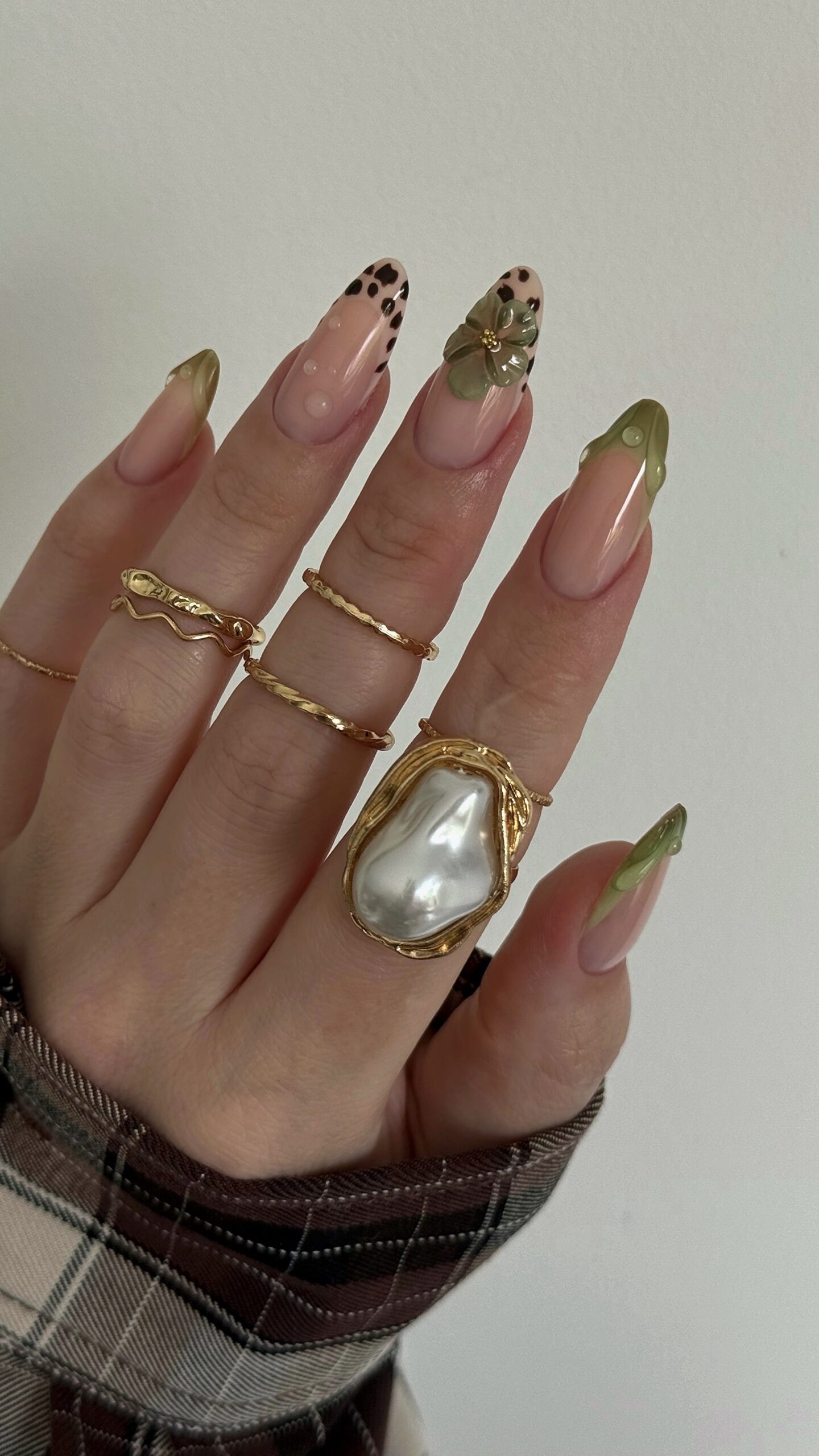 3B607C91-B942-4820-84D7-B43D3F4F0928 2