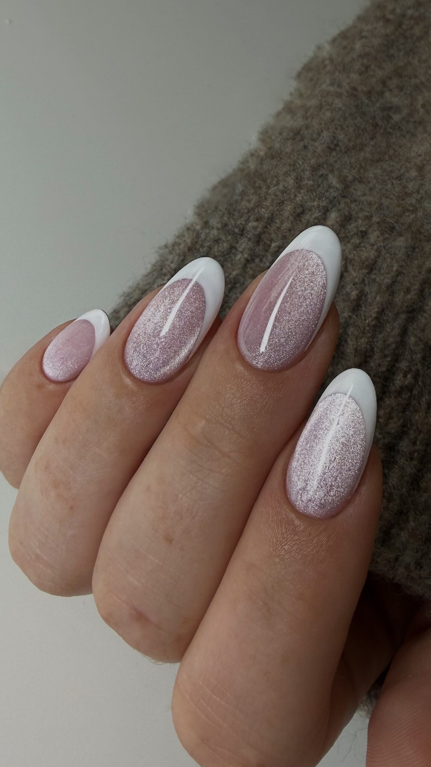 Facetune_28-02-2026-20-40-31